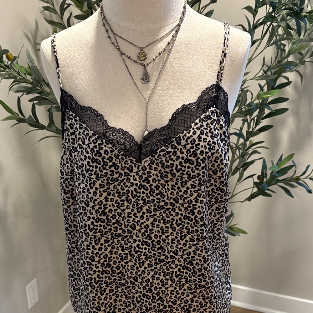 Abercrombie Leopard Print top with Black Lace Trim size L NWT